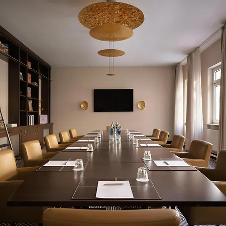 Flemings Muenchen-schwabing Мюнхен